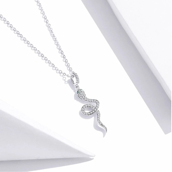 Sterling Silver Platinum Plated Necklace and Adjustable Ring - Picture 4 of 10